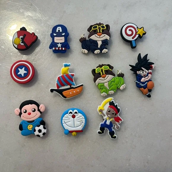 Lote Assorted Cartoon‎ Character Shoe Charms