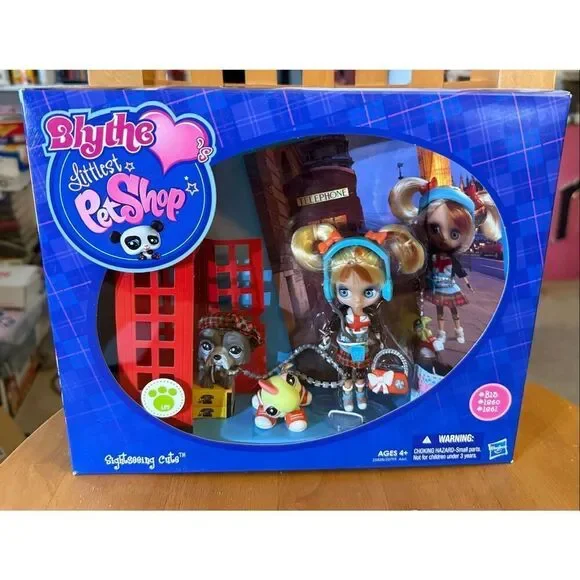 Blythe Love's Littlest Pet Shop Sight Seeing Cute London Doll Set 2010 Hasbro NE