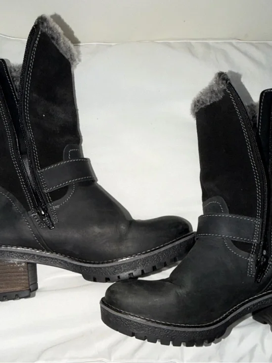 Bos. & Co. Black Fur-Lined Mid-Calf Heeled Winter Boots
