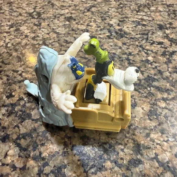 Disney Goofy‎ Expedition Everest Yeti McDonalds Happy Meal Toy 2020 Walt Disney
