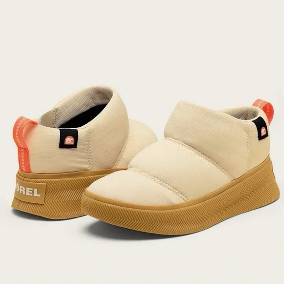 SOREL Out N About Mini Puffy Boot