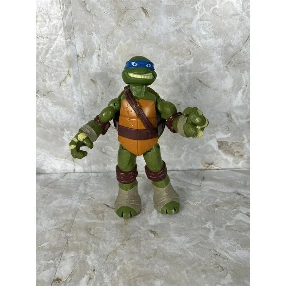 RARE Leonardo Teenage Mutant Ninja Turtle Size 10