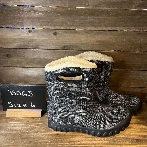 Womens Bogs 72414-009 Black Moc Mid Woven Faux Fur Insulated Shoes Boots Size 6M