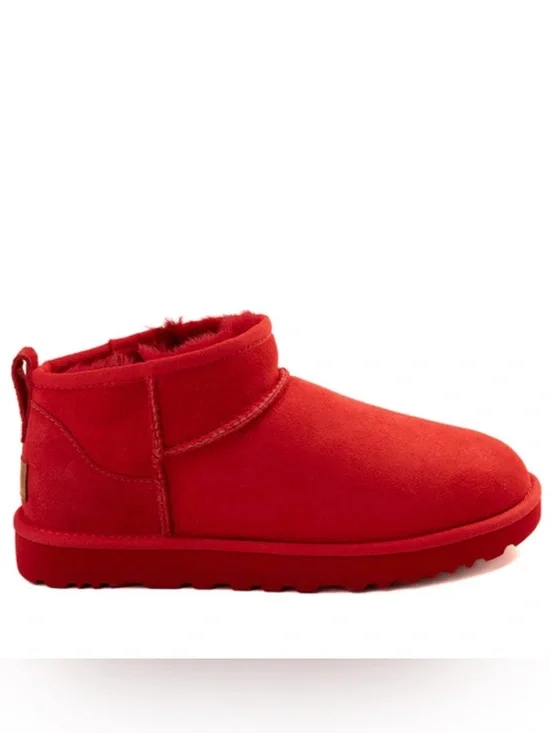 UGG | ✨NEW✨ Classic Ultra Mini in Ribbon Red