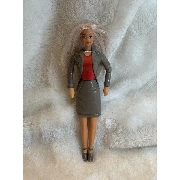 Vintage 1999 McDonald’s Barbie #17 “Working Woman