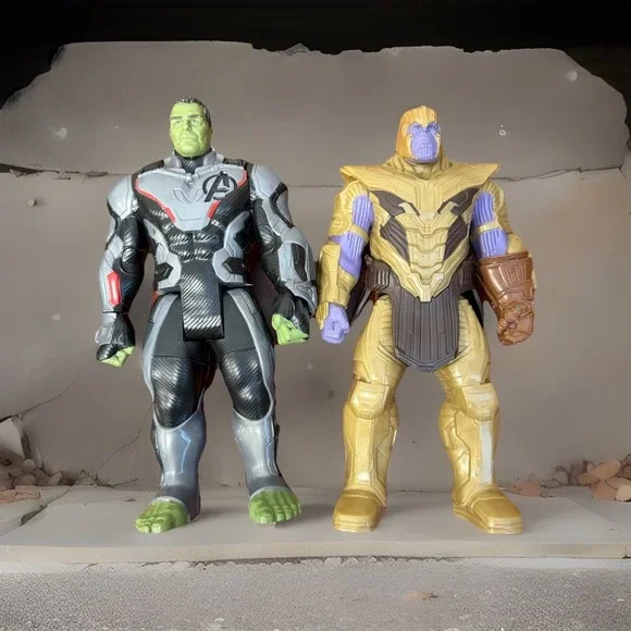 Marvel Avengers Hulk‎ & Thanos 12