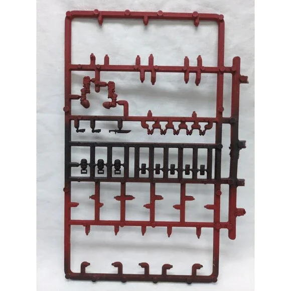 *Incomplete* Warhammer 40K Space Marine Bits And Pieces Sprue