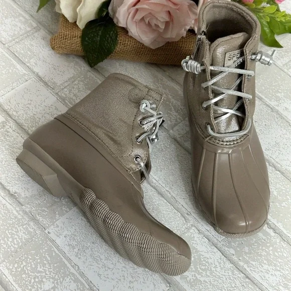 Sperry Women's Taupe Winter Boots