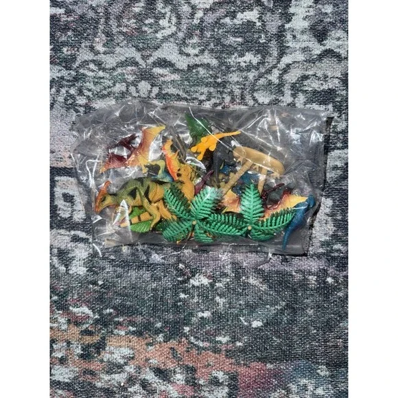 Bag of Assorted Dinosaurs -‎ Green, Orange, Yellow - Dino Fun - Figurines