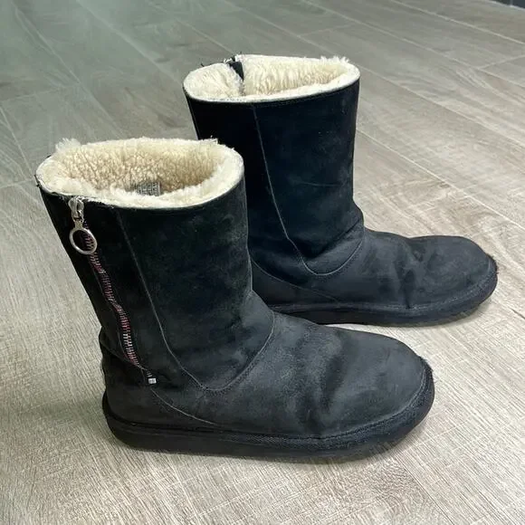 UGG Australia Mayfaire Sherpa Black Suede Side Zip Boots Women’s Size 6