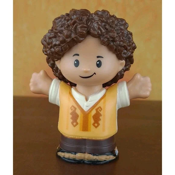 Fisher‎ Price Little People Encanto Camilo Hispanic Boy With Yellow Vest 2022