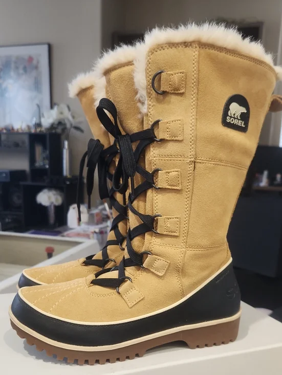 Sorel Tan Suede Lace-Up Faux Fur Winter Boots