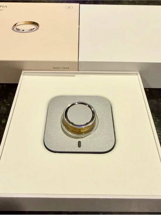 Oura Gold Ring with Silver Trim- size 9 - generation 4