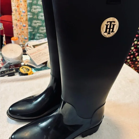 Brand New Tommy Hilfiger Black Rain Boots