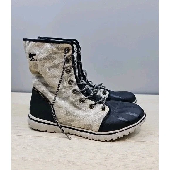 Sorel Winter Snow Boots Camo Womens Size 10.5‎ NL2361-125 White Black Waterproof