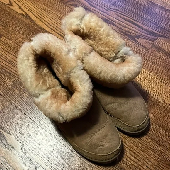 Minnetonka Booties Brown Leather Womens 7