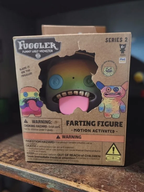 Zuru Fuggler Series 2 - Oogah Boogah Interactive Farting Figure NIB