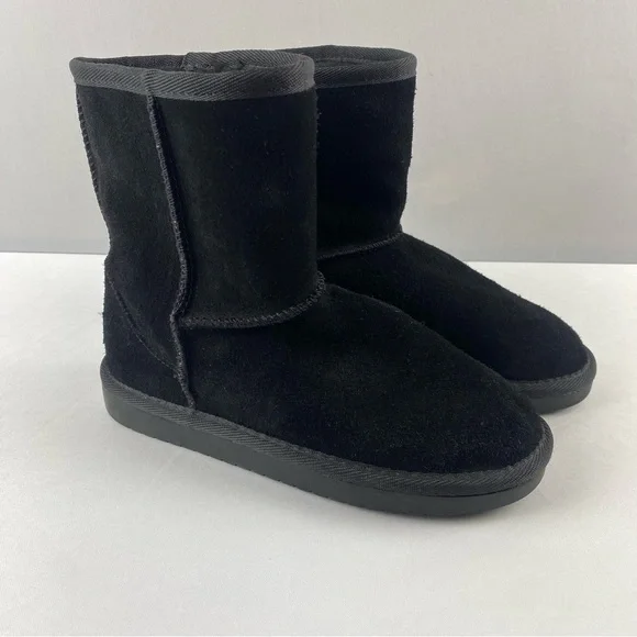 Koolaburra by Ugg Black Suede Koola Short Women's Size 5 Winter Boots w Faux Fur