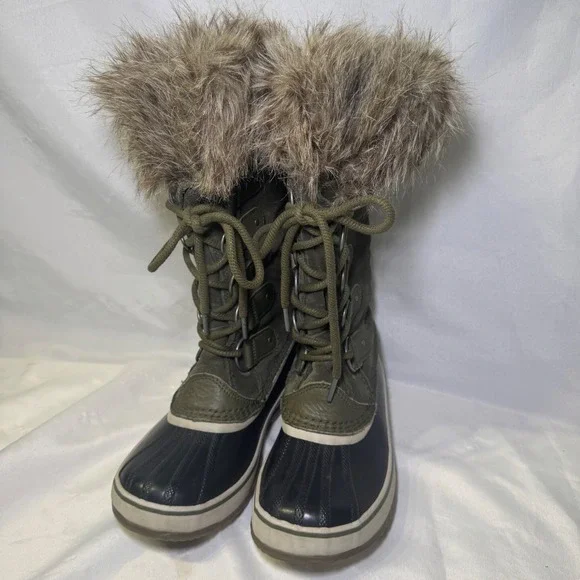 Sorel Joan of Arctic Waterproof Winter Boots Olive Green Faux Fur Women's Size 8