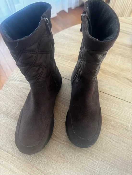 Lands’ End Brown Suede Quilted Mid Calf Winter Boots Women’s Size 7B