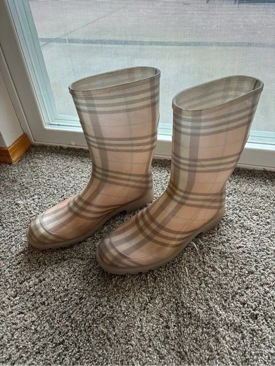 Burberry Pink Beige Plaid Transparent Rain Boots