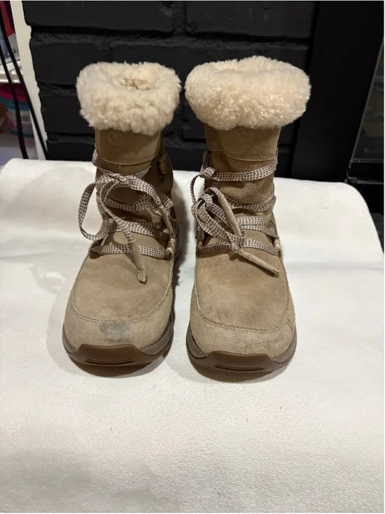 Women's ULU Winter Boots Beige White Size 6