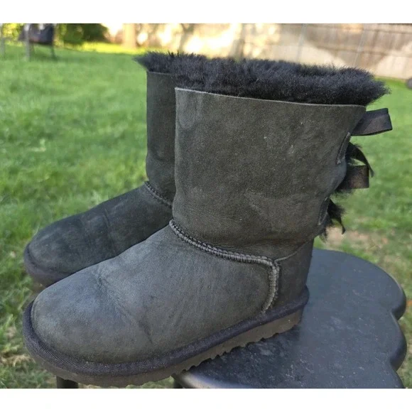 UGG Bailey Bow II Black Suede Sheepskin Boots Double Ribbon Back 1016225