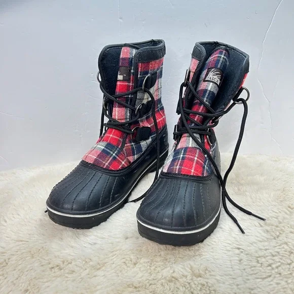 Itasca Women's Plaid Duck Boots Lace Up Red‎ Black Size 7 Winter Snow Boots