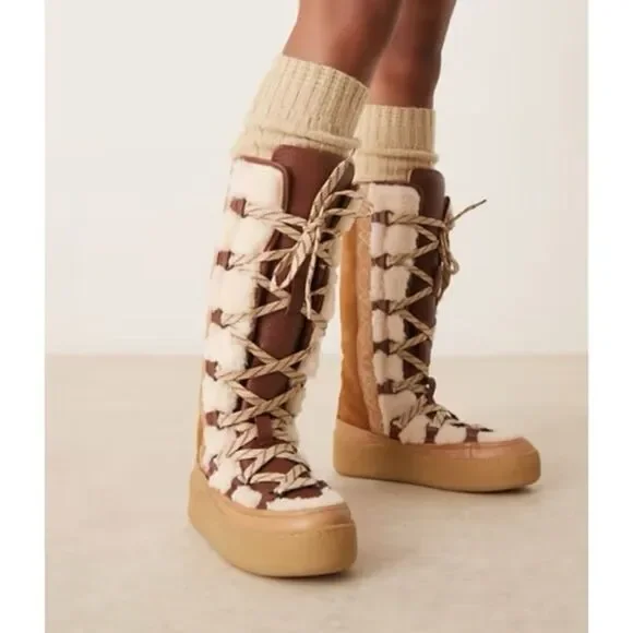 NIB FP Wilder MukLuk Boots. Size 8