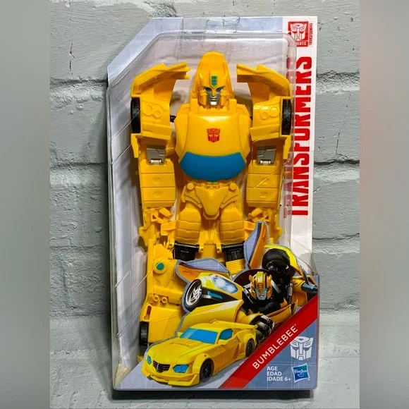 Hasbro Transformers Bumblebee Titan Toys Changers Action Figure 11