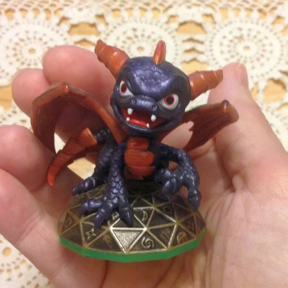 skylanders Spyro Adventure Action Figure: Spyro E3 2011 Rare Edition!!