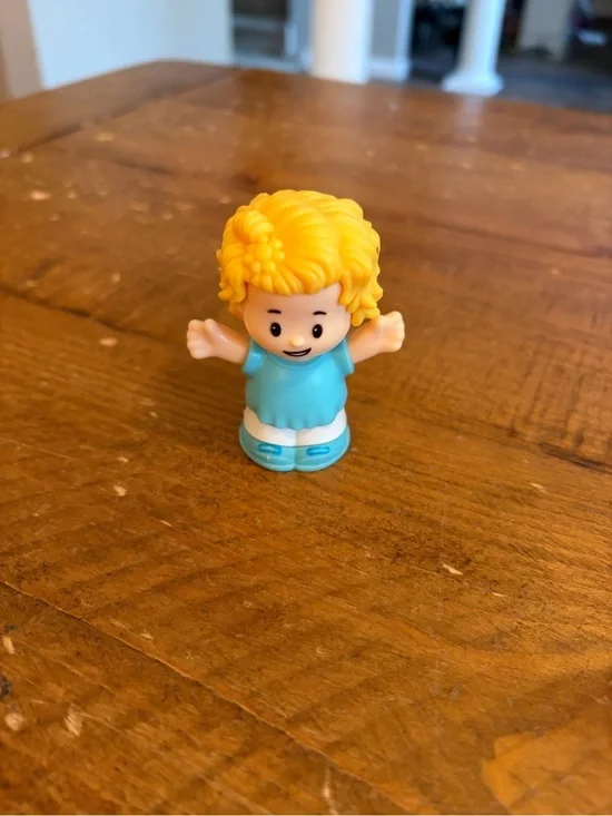 Fisher Price Little People Girl in Blue shirt as is