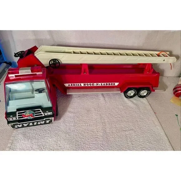 Vintage Nylint Aerial Hook-N-Ladder Fire Truck Toy 1980s Ladder Rescue Vehicle