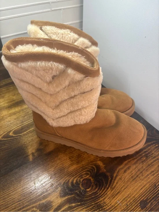 UGG Tan And Cream Tania Boots Size 11