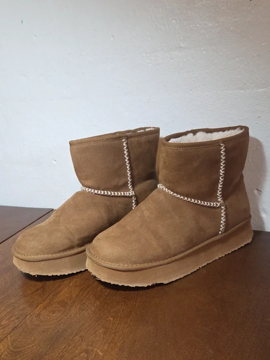 Arizona Jean Company Women's Chestnut Faux Suede Shearling Boots 11 M Platform