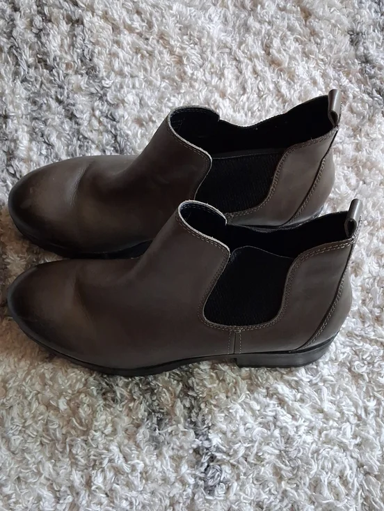 Salvia Slip-On Boots - Classic Casual Style 42