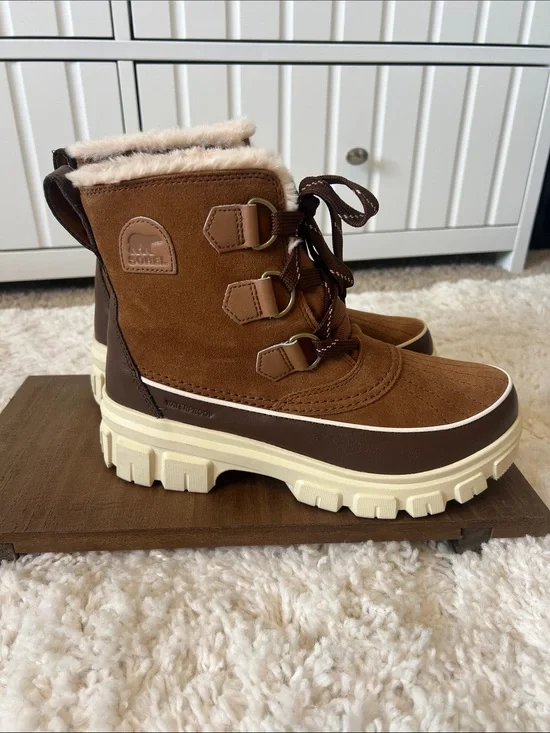 Sorel Brown and Cream Faux-Fur TIVOLI waterproof boot 8.5 New