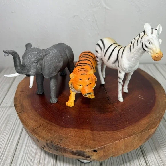 Safari Animal Toy Figures Set‎ Elephant Tiger Zebra Plastic Wildlife 3 Piece Lot