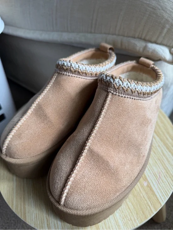 Cozy Suede Slip-On Mules in Light Brown
