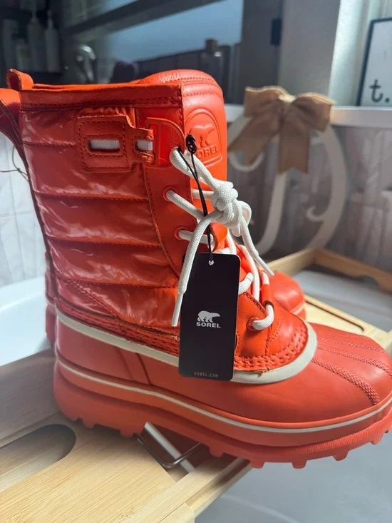 Sorel Caribou Orange High-Top Winter Insulated Waterproof Boot