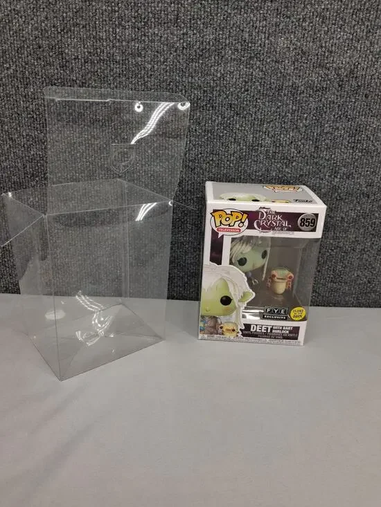 Funko Pop Deet With Baby Nurlock The Dark Crystal Glow In Dark Protective Case