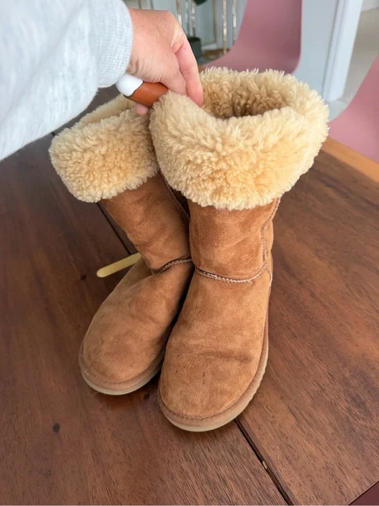 UGG Chestnut Suede Shearling Cuff Winter Boots