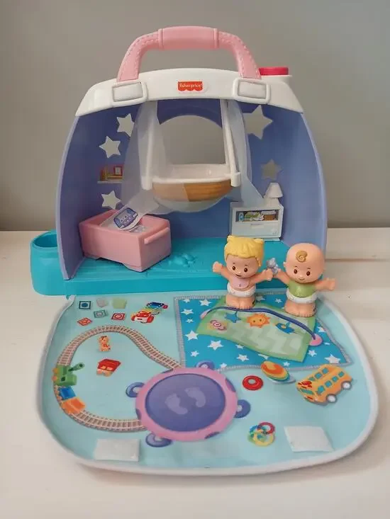 Fisher-Price Little People Cuddle & Play Nursery play set