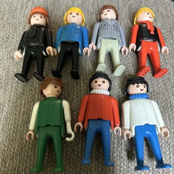 Lot Of 7‎ Assorted Playmobil Figures