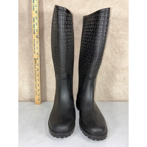 Tommy Hilfiger Black Rain Boots - 10 - Monogram Logo Lug Sole #Preppy #RainyDay