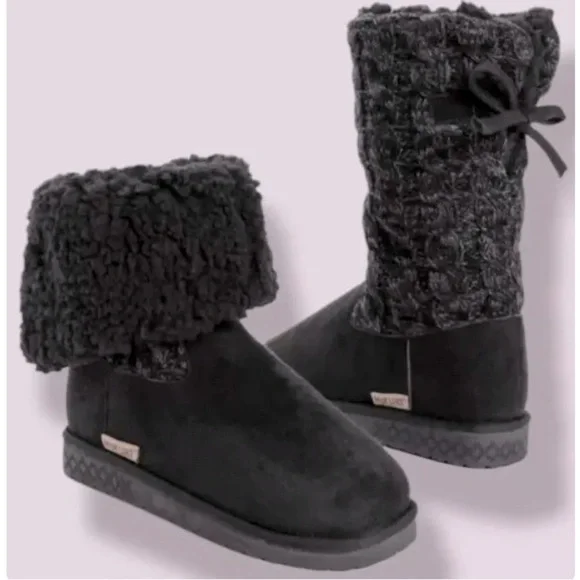 Muk Luks women’s Knit Boots Dark gray and black 7