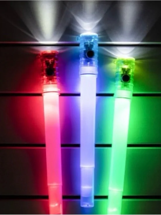 LIFE GEAR GLOW STICK +FLASHLIGHT