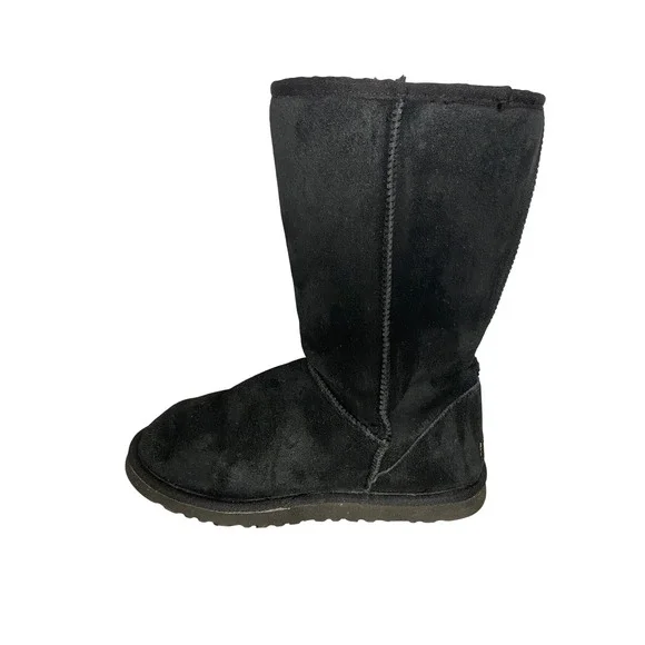UGG Australia Classic Mid Black Suede Shearling Boots Womens 8 5815