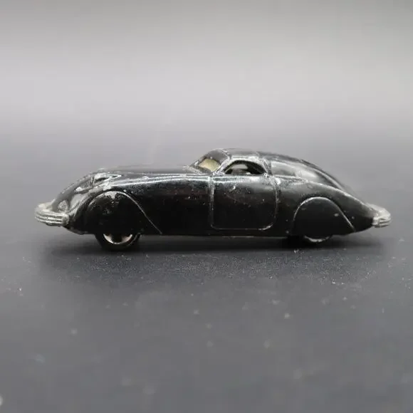 Matchbox Phantom Corsair Diecast Car 1998 1:64 Scale Vintage Black Sedan GD Cond