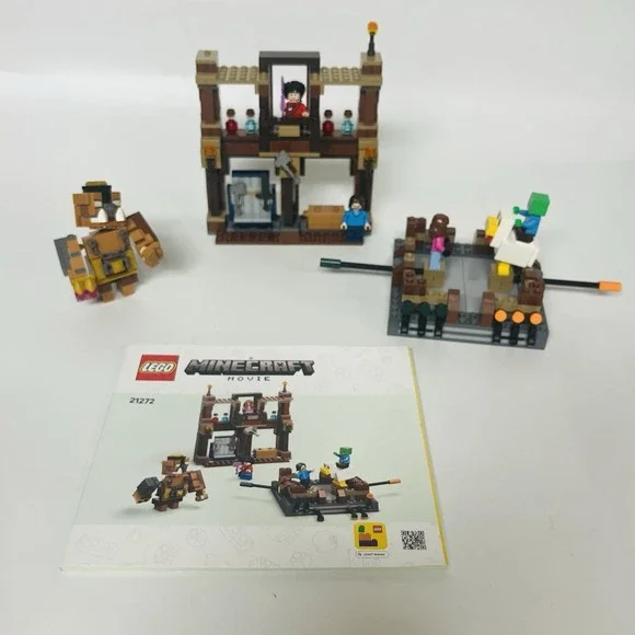 Lego Minecraft Movie - 21272 Woodland Mansion Fighting Ring
